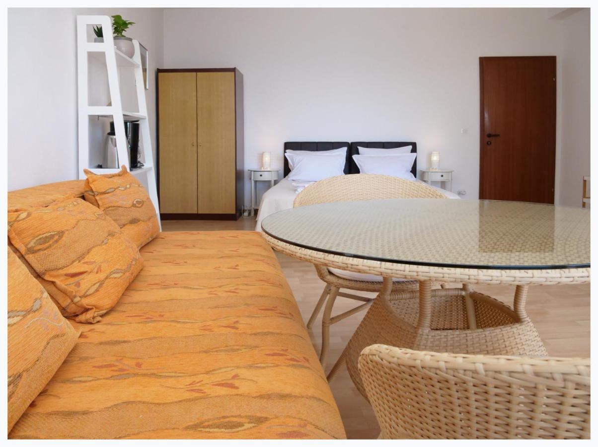 The Peninsula Apartman Primošten Kültér fotó