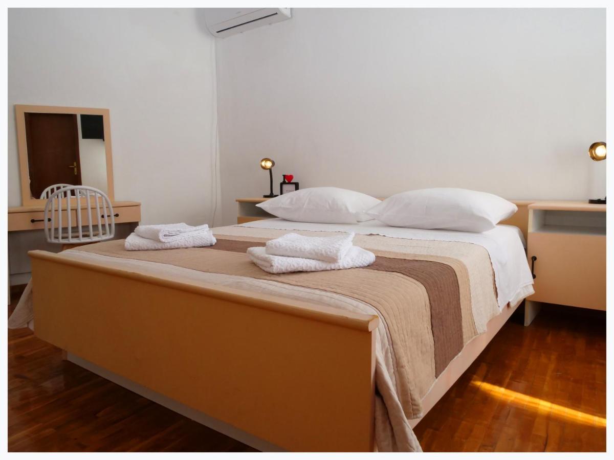 The Peninsula Apartman Primošten Kültér fotó